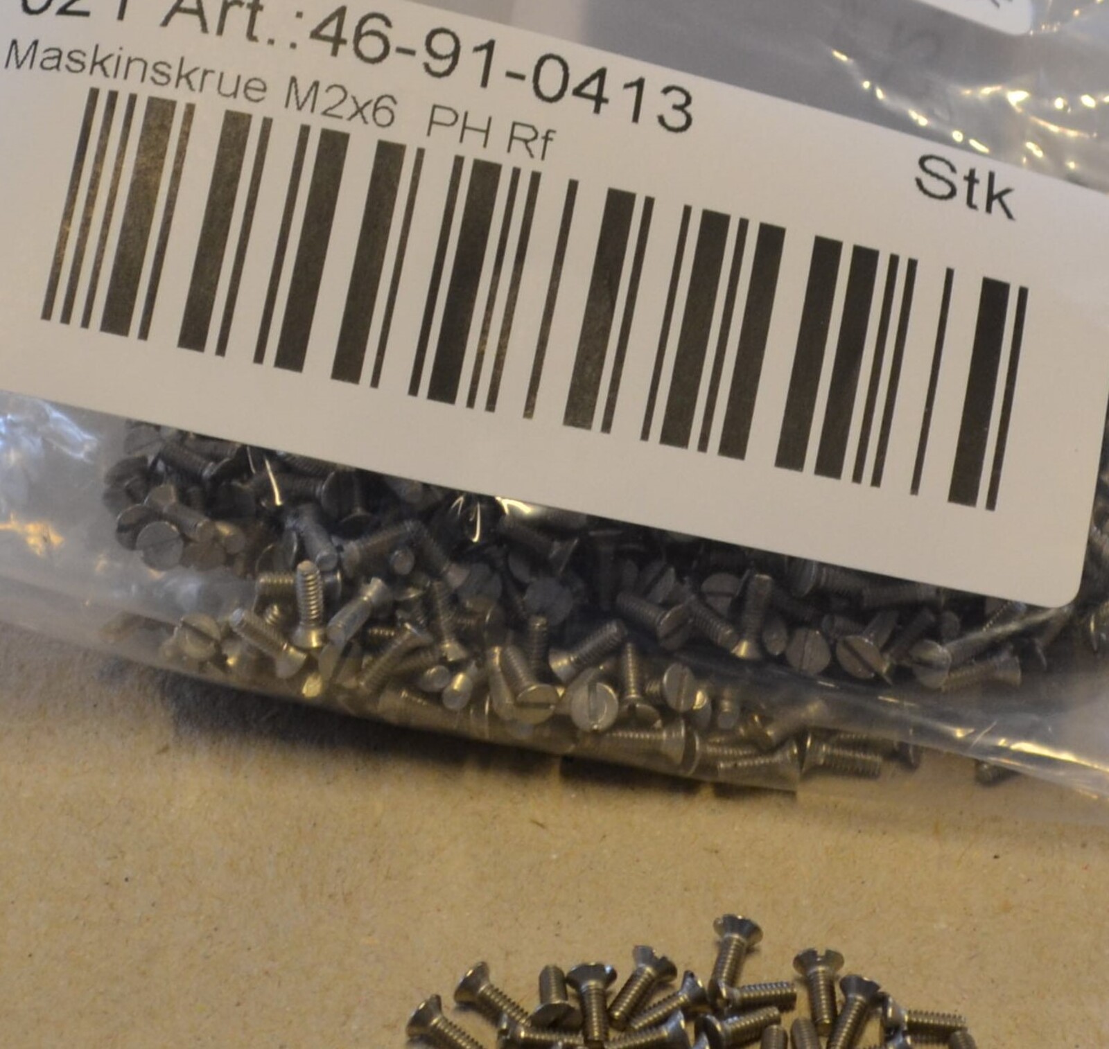 Slotted cheese head screw M 2x6 DIN 7985 A SST